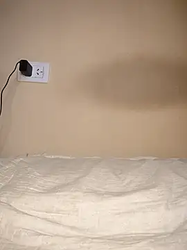 Snapshot of 0hYeahbb chatting on February 2025 06:23:02 PM 0hYeahbb online show from February 2025 06:23:02 PM