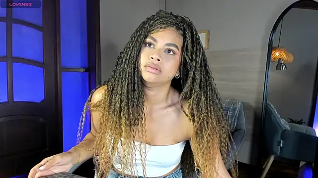 nayah   online show from March 2026 08:23:01 PM