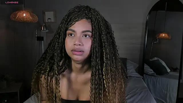 nayah   online show from March 2026 08:35:02 PM