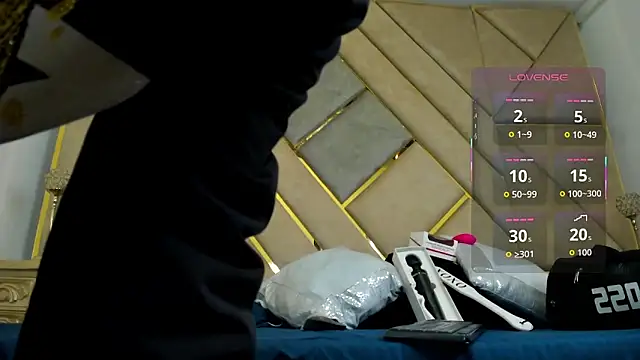 AmberAdams  online show from October 2025 03:57:02 PM