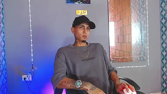 Liam lee online show from July 2026 08:49:02 PM