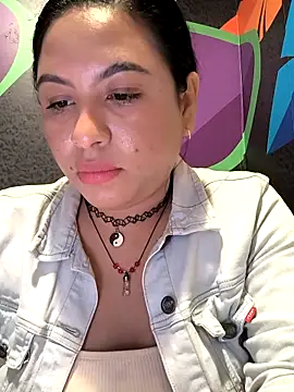 Francesca ferrari online show from October 2025 06:39:01 PM