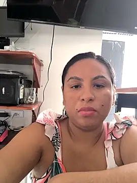 Snapshot of Francesca_ferrari chatting on April 2026 03:28:02 PM Francesca ferrari online show from April 2026 03:28:02 PM