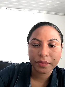 Snapshot of Francesca_ferrari chatting on May 2026 09:22:01 PM Francesca ferrari online show from May 2026 09:22:01 PM