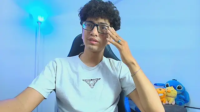 TylerWhite  online show from November 2025 03:17:01 AM