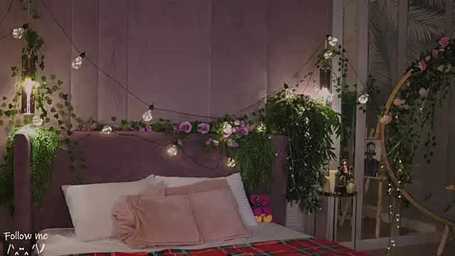 Meow Nancy online show from February 2025 05:41:01 AM