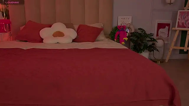 Meow Nancy online show from April 2026 06:19:01 AM