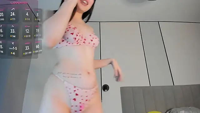 Naomi 52 online show from February 2025 07:35:01 AM