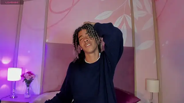 Maxim-Walker online show from February 2025 03:03:01 AM