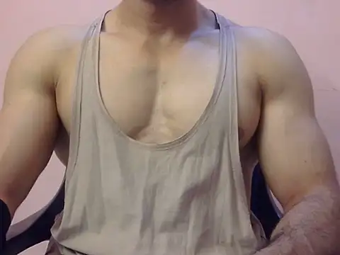 Snapshot of heman_2 chatting on June 2026 05:32:01 PM heman 2 online show from June 2026 05:32:01 PM