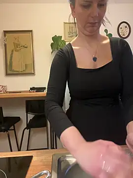 Snapshot of Off__Melonenmandy chatting on February 2026 04:13:01 PM Off Melonenmandy online show from February 2026 04:13:01 PM