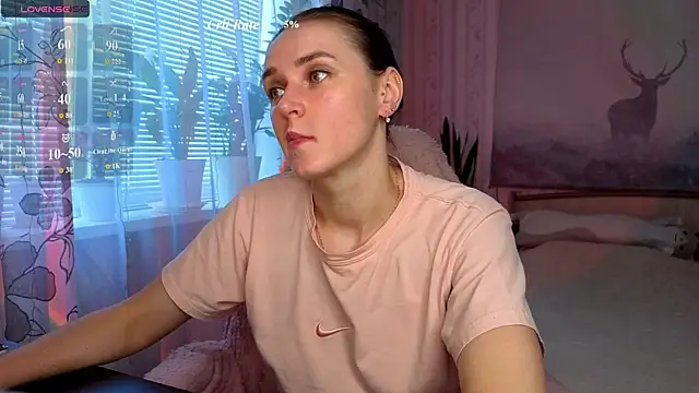 Snapshot of Bella__Swoon chatting on June 2026 04:36:02 AM Bella Swoon online show from June 2026 04:36:02 AM