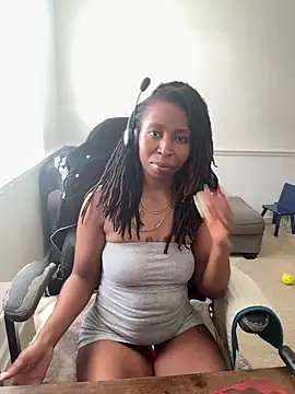 LeyaHoneybuns online show from March 2026 03:50:01 PM