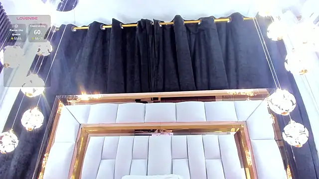 RileySweett online show from September 2025 11:42:01 AM