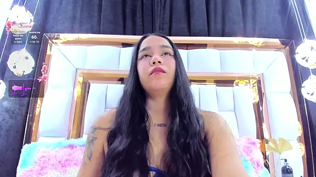 Snapshot of RileySweett chatting on June 2026 12:14:02 PM RileySweett online show from June 2026 12:14:02 PM