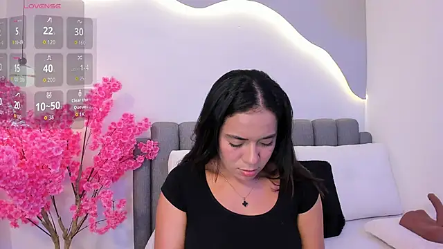 Snapshot of karol_rivera_ chatting on November 2025 11:04:02 PM karol rivera online show from November 2025 11:04:02 PM