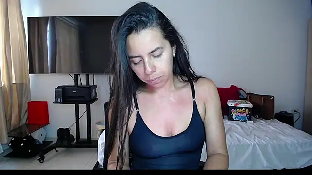 Snapshot of Mariam_Gomezxxx chatting on September 2025 05:40:02 PM Mariam Gomezxxx online show from September 2025 05:40:02 PM
