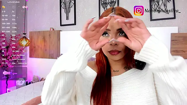 nahomiidasilva  online show from April 2026 08:45:02 PM