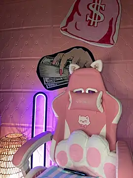 Chachou000 online show from January 2025 07:23:01 PM