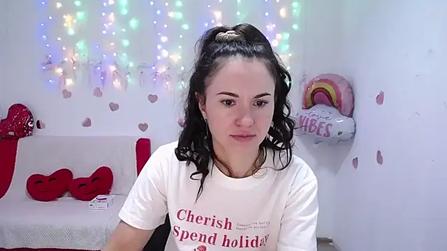 KaraCriegs online show from October 2025 06:17:02 PM