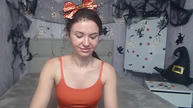 KaraCriegs online show from October 2025 05:13:02 PM