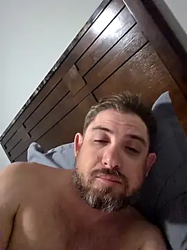 caliguy37 online show from April 2026 04:33:02 AM