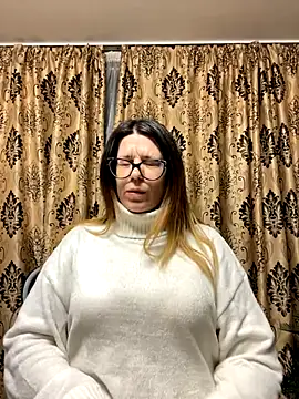 NadiraNoor online show from October 2025 09:15:01 PM