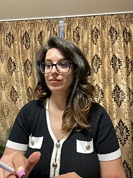 Snapshot of NadiraNoor chatting on May 2026 03:24:02 AM NadiraNoor online show from May 2026 03:24:02 AM