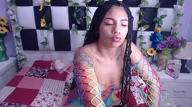 arianaa tompsoon online show from December 2024 06:35:02 AM