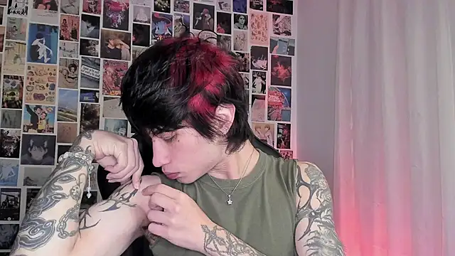 liamelf online show from September 2025 06:03:01 AM