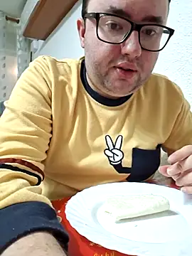 Javier bear online show from March 2026 11:11:02 PM