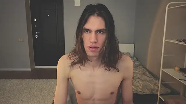 mollymila online show from April 2026 06:53:02 AM