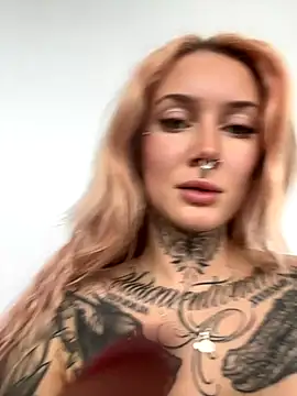 Stella-Kink online show from November 2025 11:54:01 AM