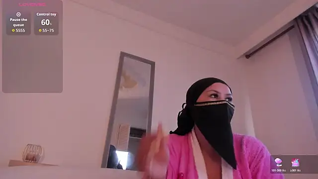 Amina hafsa online show from December 2025 08:58:02 PM