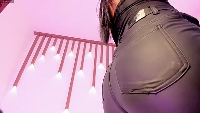 Snapshot of majo_rosse_ chatting on February 2026 07:15:02 PM majo rosse online show from February 2026 07:15:02 PM