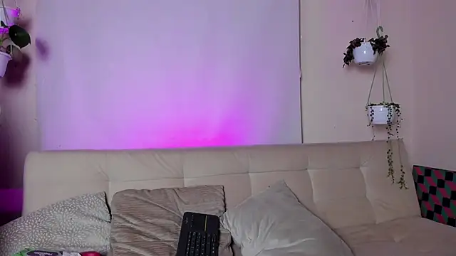 roselinedior online show from January 2025 01:45:02 PM