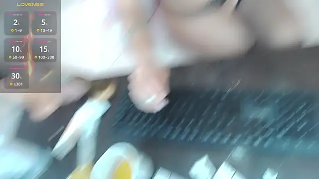 sasha mom69  online show from March 2025 03:18:02 PM