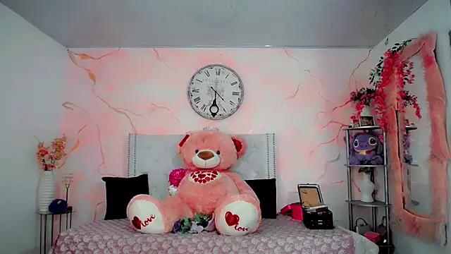 maria camilacms online show from February 2026 06:50:01 PM