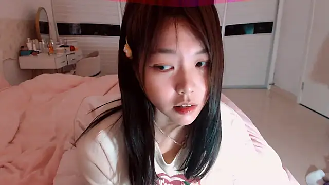 -Lucky Girl online show from March 2026 05:19:01 AM