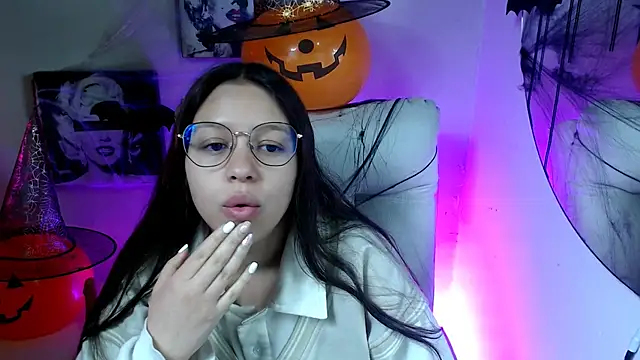 SamanthaRoldaan online show from October 2025 01:23:01 PM