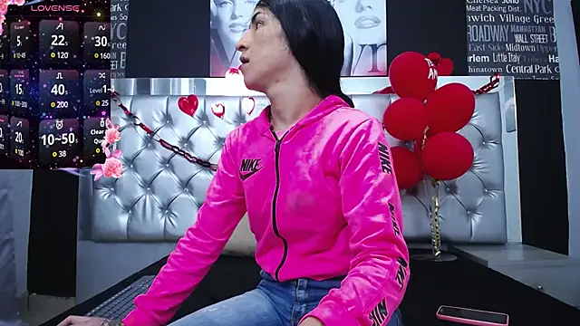 Snapshot of _nicolehotshemale chatting on February 2025 09:35:02 PM nicolehotshemale online show from February 2025 09:35:02 PM