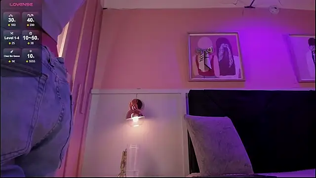 chloe watson  online show from February 2026 08:08:02 PM