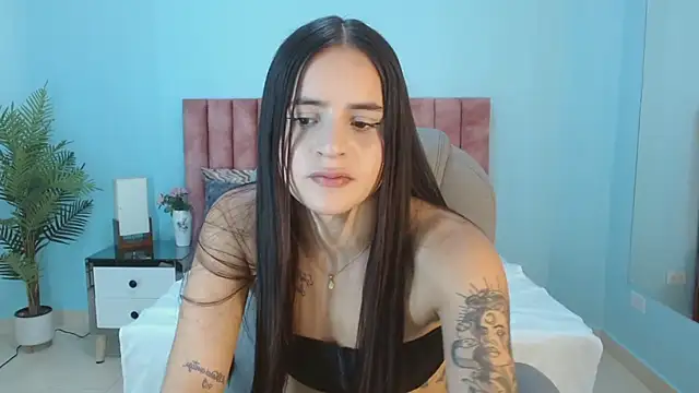 heidy hoiss online show from April 2026 08:03:01 PM