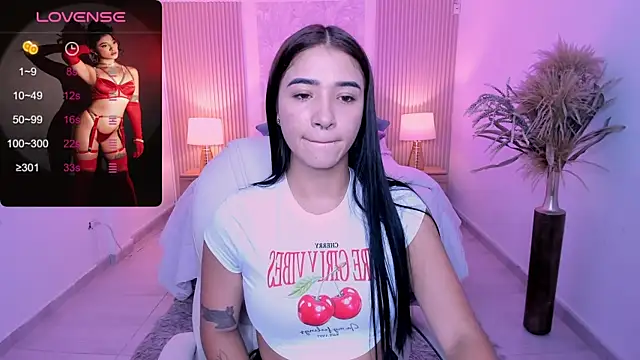 Snapshot of Antonella_Grayy chatting on September 2025 11:04:01 AM Antonella Grayy online show from September 2025 11:04:01 AM