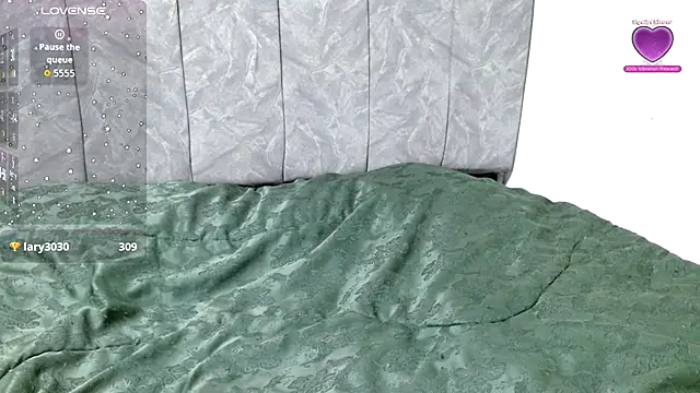 linda 33 online show from October 2025 11:57:02 PM