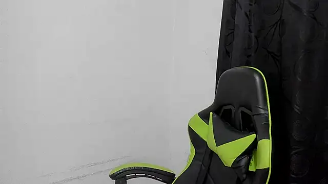 leila 22 online show from December 2024 06:09:01 PM