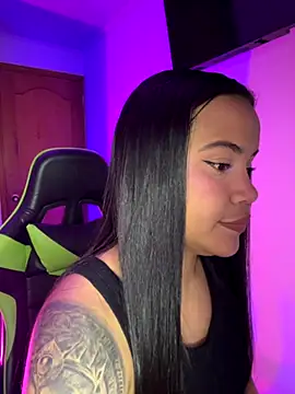 leila 22 online show from September 2025 07:57:01 AM