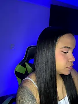 leila 22 online show from November 2025 07:52:02 AM