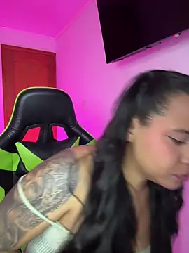 leila 22 online show from February 2026 07:53:02 AM