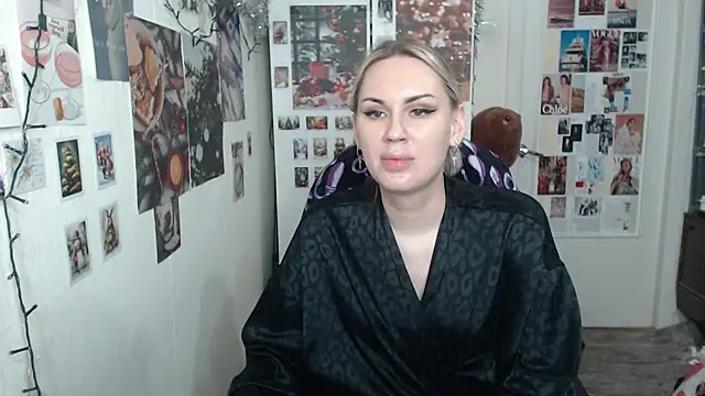 Snapshot of CapriScorpion chatting on December 2024 12:41:01 PM CapriScorpion online show from December 2024 12:41:01 PM